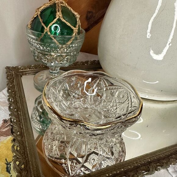 Vintage glass bowl with gold edge - Picture 2 of 7